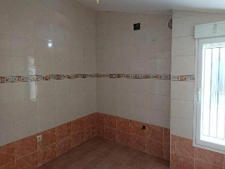 18231-0001 14