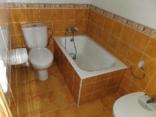 08038-0001 20