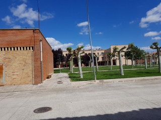 04152-0001 28