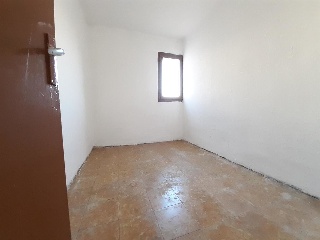 06736-0001 18