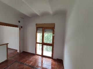 03382-0001 25