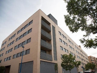 15070-0002 4
