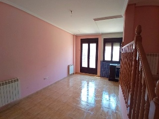 03318-0001 19