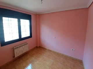 03318-0001 22