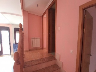 03318-0001 29