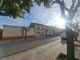 02748-0001 2