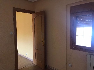 08049-0001 11