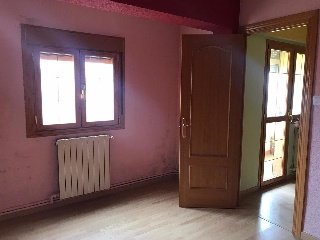 08049-0001 12