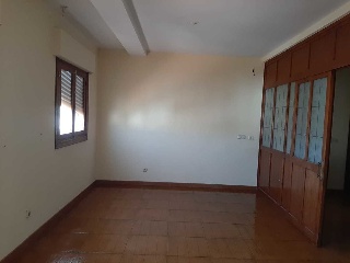 08068-0001 16