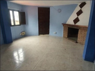 05657-0001 18