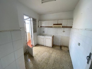 05665-0001 16