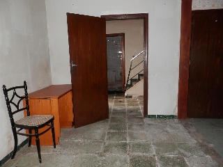 00841-0001 17