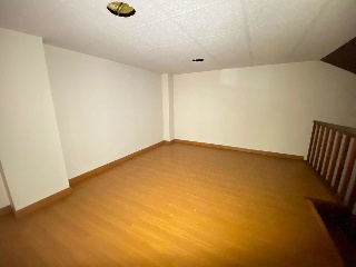 00843-0001 18