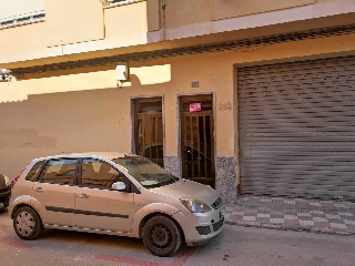 05613-0001 16