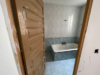 05620-0001 30