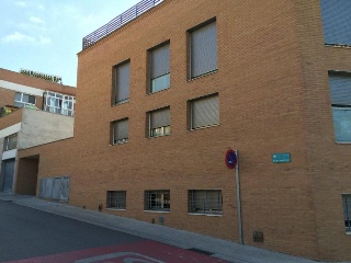18983-0001 7
