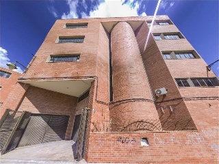00318-0001 10