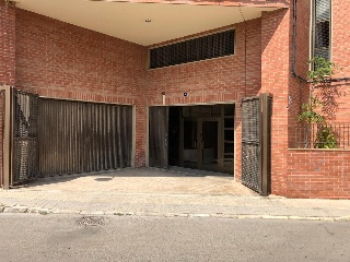 00318-0001 11