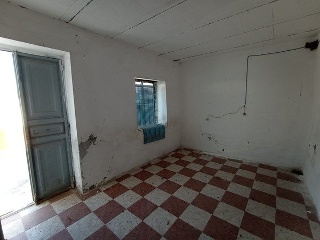 19883-0001 10