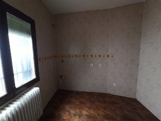 04450-0001 28