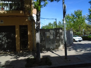 06489-0001 12