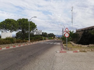06515-0001 28