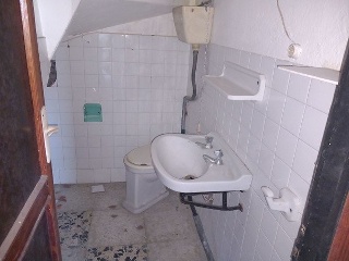 01558-0001 31