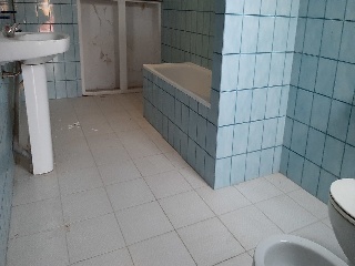 04614-0001 18