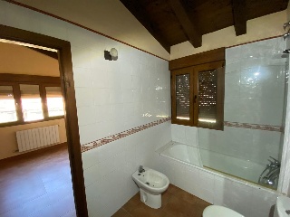 04441-0001 37