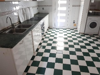 01527-0001 15