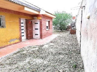01527-0001 17