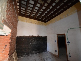 00583-0001 58