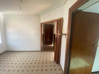 03489-0001 12