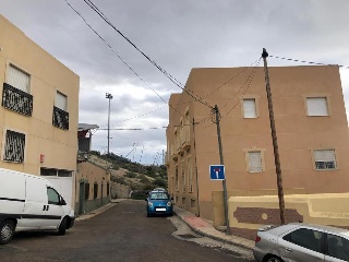 00575-0001 31
