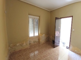 04229-0001 21