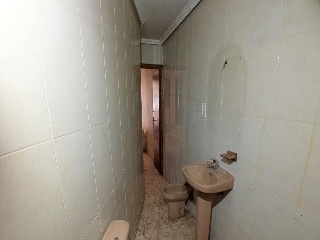 04229-0001 25
