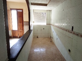 04256-0001 40