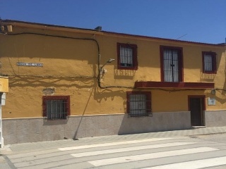 09877-0001 11