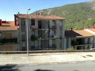 02166-0001 12