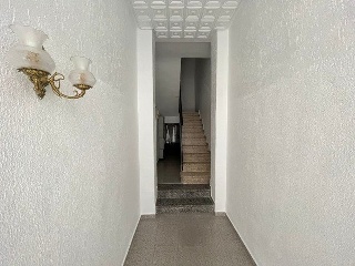 03829-0001 33