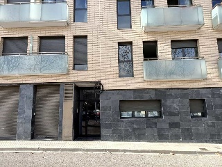 03879-0001 9