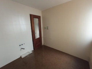 04217-0001 26