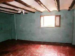 03053-0001 24
