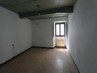 03815-0001 27