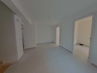 10382-0001 28