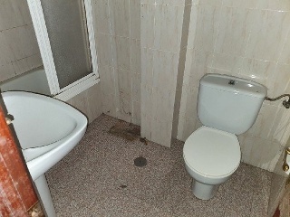 06733-0001 31