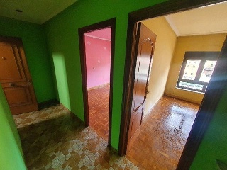 06733-0001 34