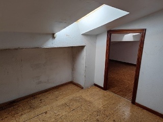 02360-0001 26