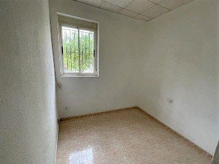 01235-0001 17