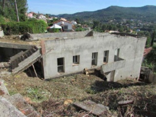 16095-0001 12